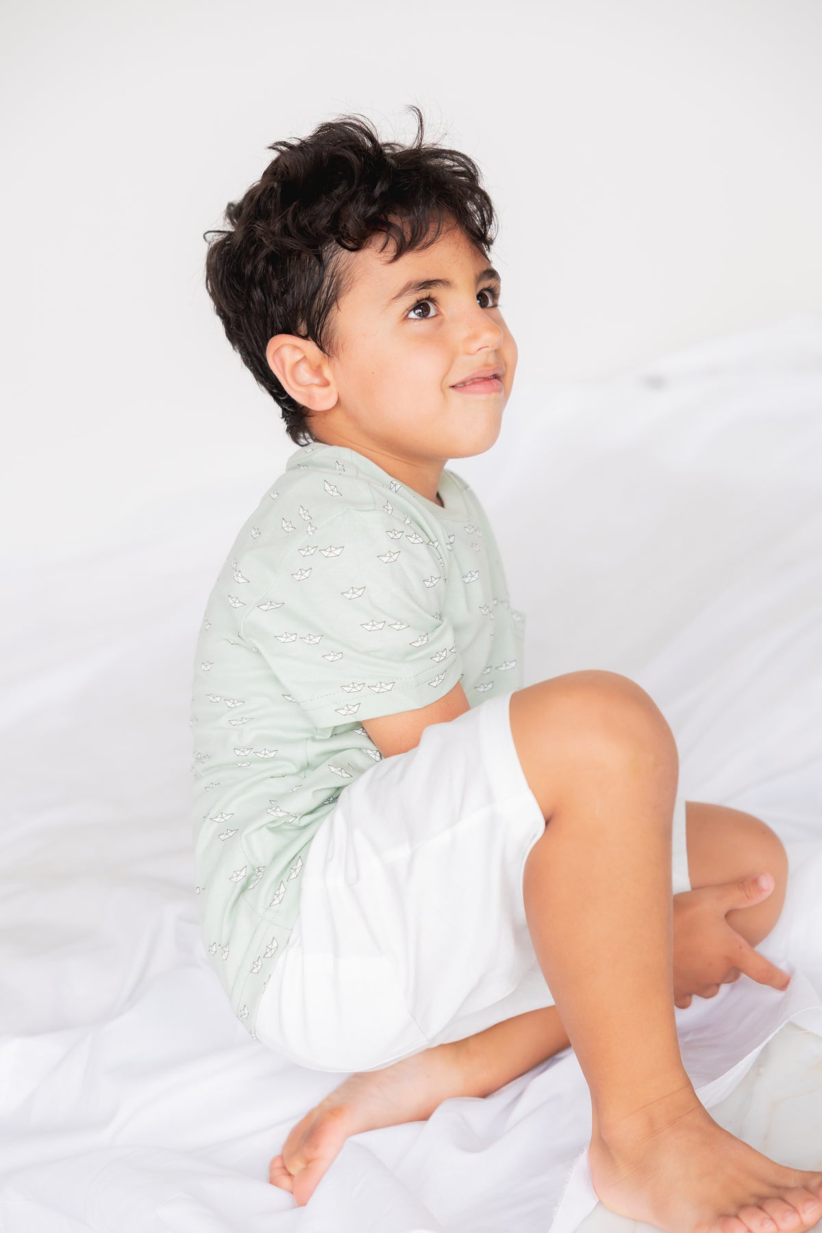 2-Piece Pocket Short Sleeve Set (Paper Boats)