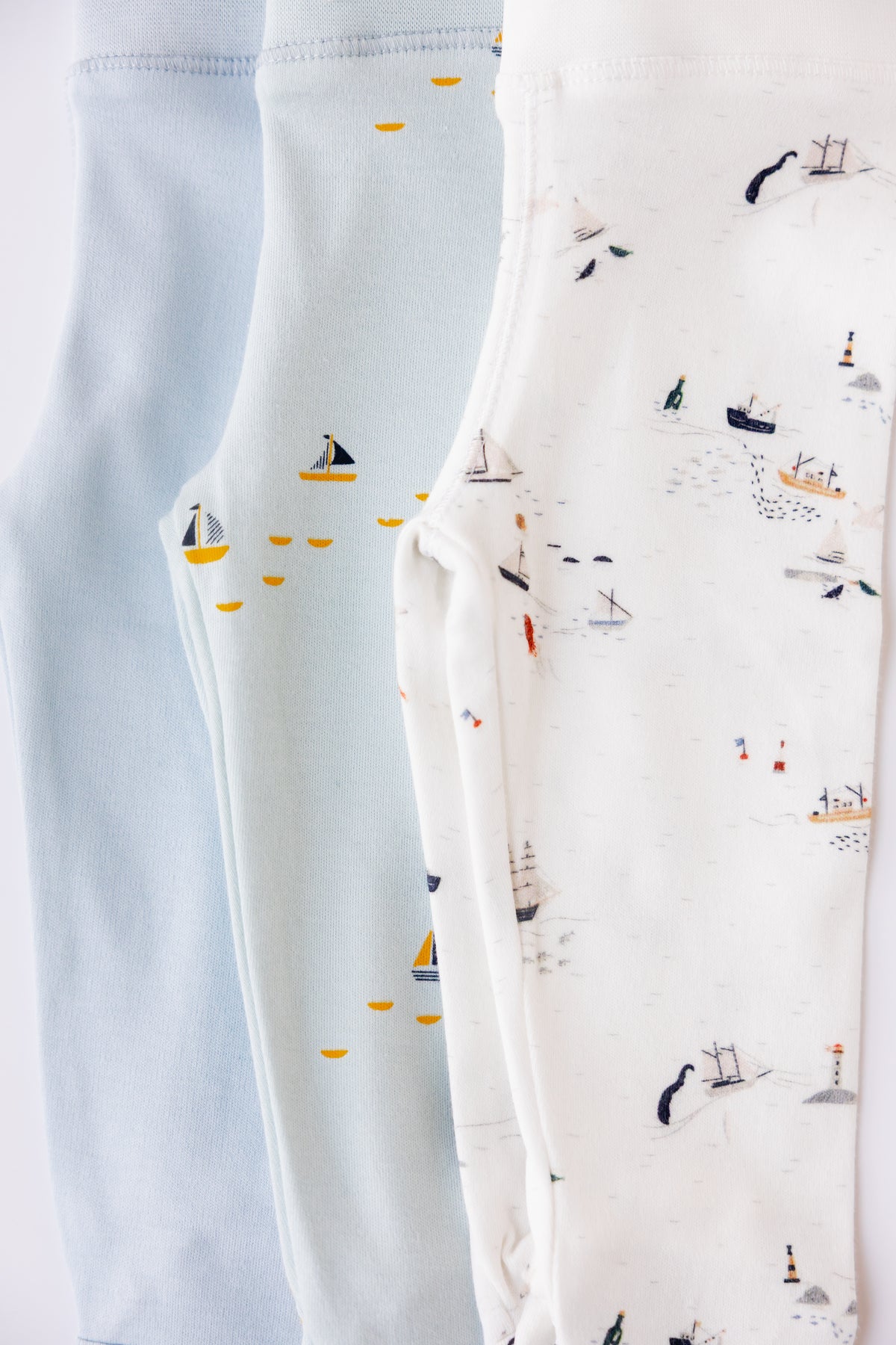 Sailing Days print footed leggings, laid flat