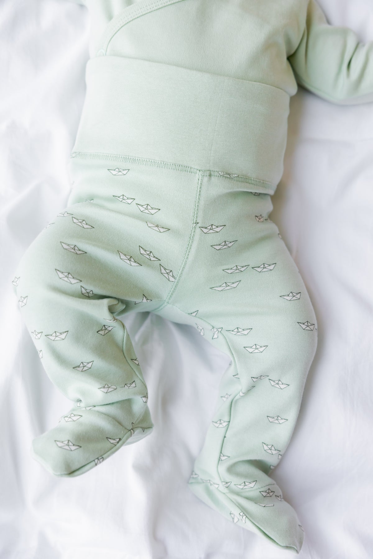Sage footed leggings from the Paper Boats three-pack